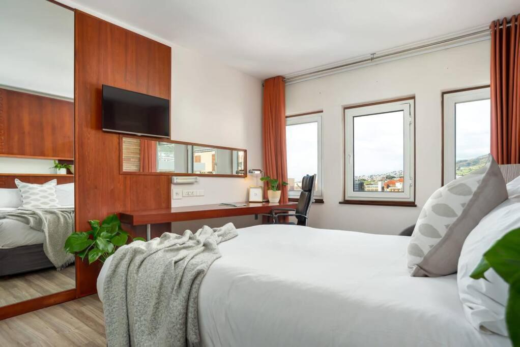 Central Modern City Escape Apartment! Kapstadt Exterior foto